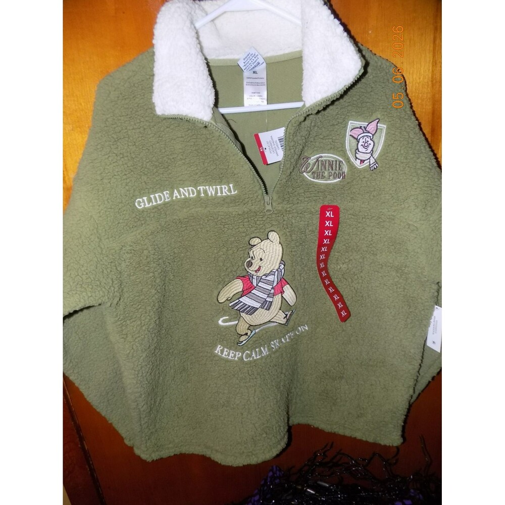 New Disney Winnie The Pooh Sherpa Pullover Women’s XL Green 1/4 Zip Fleece NWT